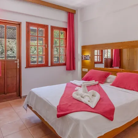 Club Pink Palace Oludeniz