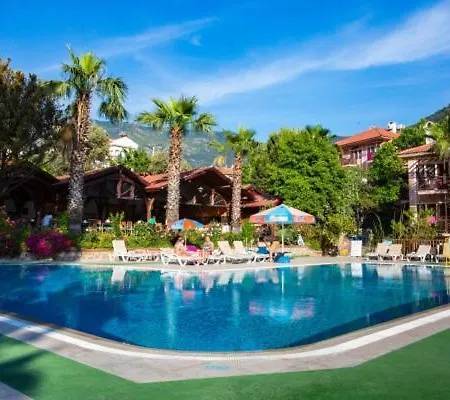 Club Pink Palace 3*