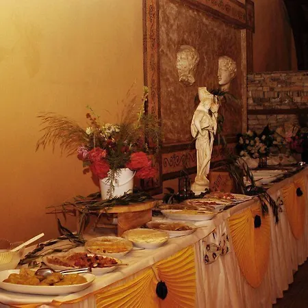 Hotel Club Pink Palace