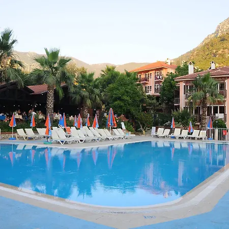 Club Pink Palace Hotel Oludeniz