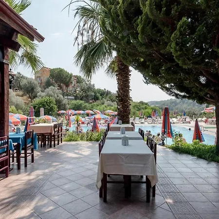 Club Pink Palace Hotel Ölüdeniz