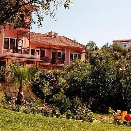 Club Pink Palace Hotel Oludeniz