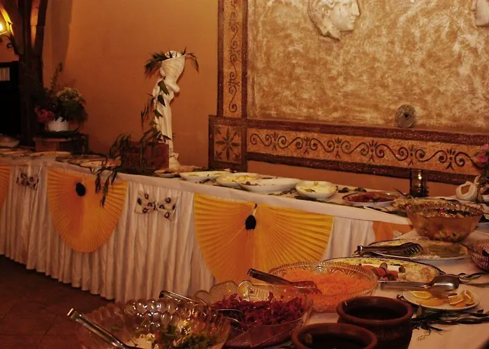 Club Pink Palace Hotel Oludeniz