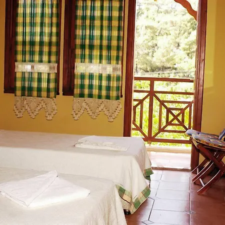 Szálloda Club Pink Palace