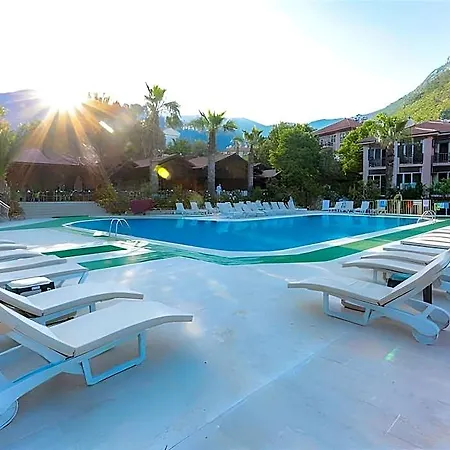 Club Pink Palace Oludeniz