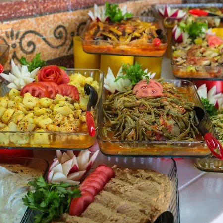 كلوب بينك بالاس هوتل 3*