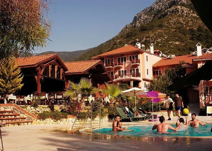 Club Pink Palace Hotel Ölüdeniz