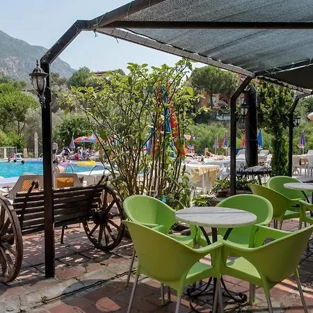 Club Pink Palace 3*